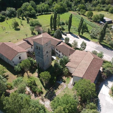 מלון Micigliano Abbazia Ss. Quirico E Giulitta מראה חיצוני תמונה