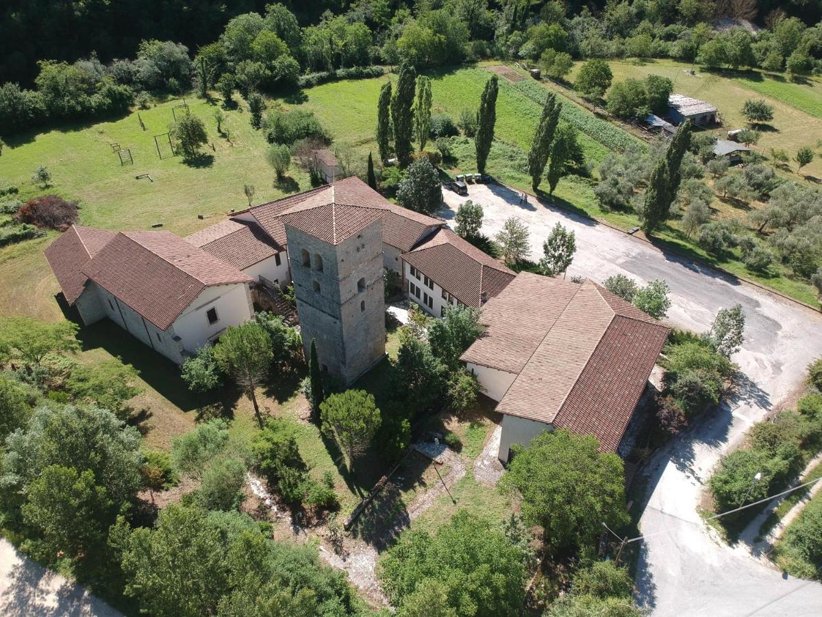 מלון Micigliano Abbazia Ss. Quirico E Giulitta מראה חיצוני תמונה