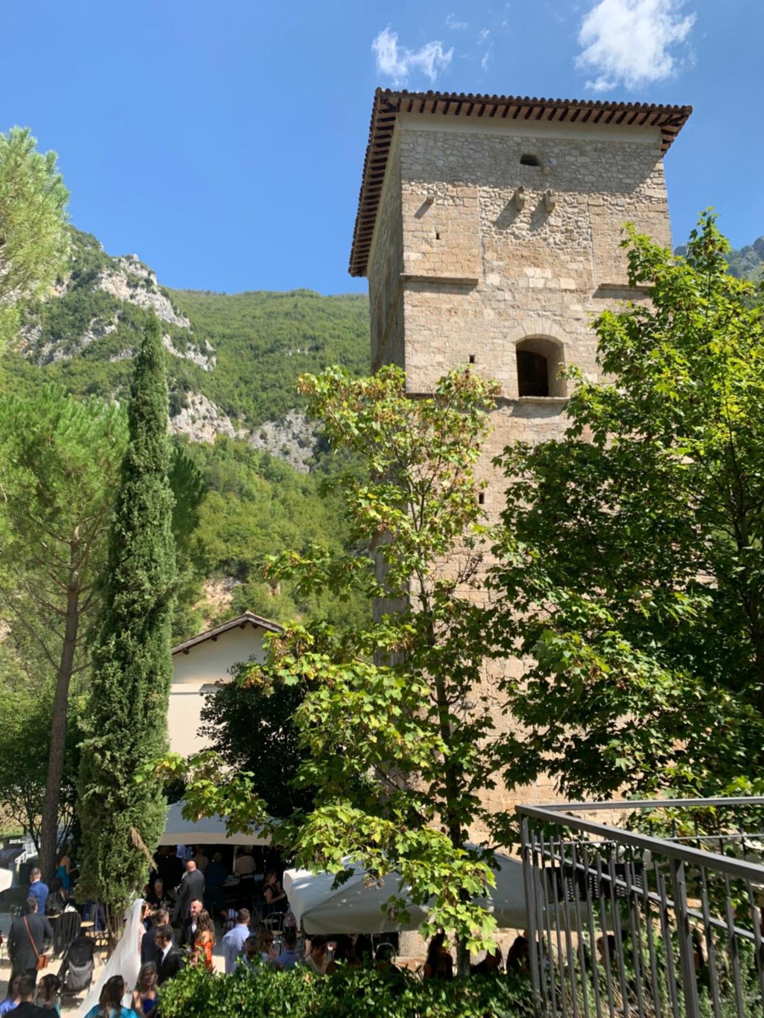 מלון Micigliano Abbazia Ss. Quirico E Giulitta מראה חיצוני תמונה